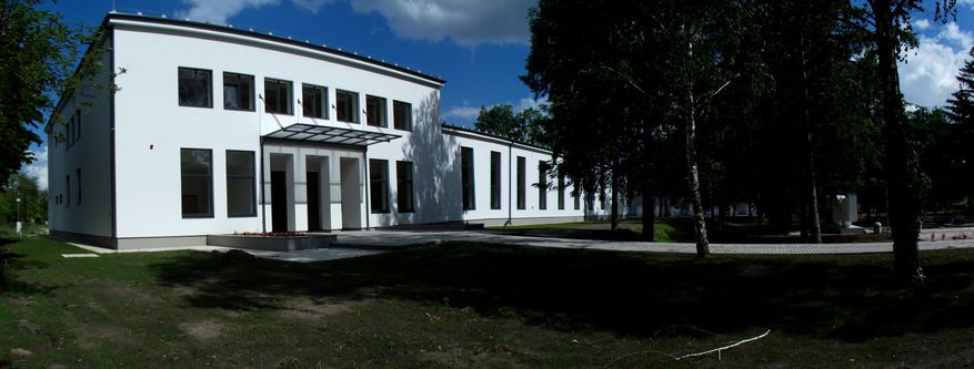 Megújuló-energetikai szolgáltatóközpont Tégláson